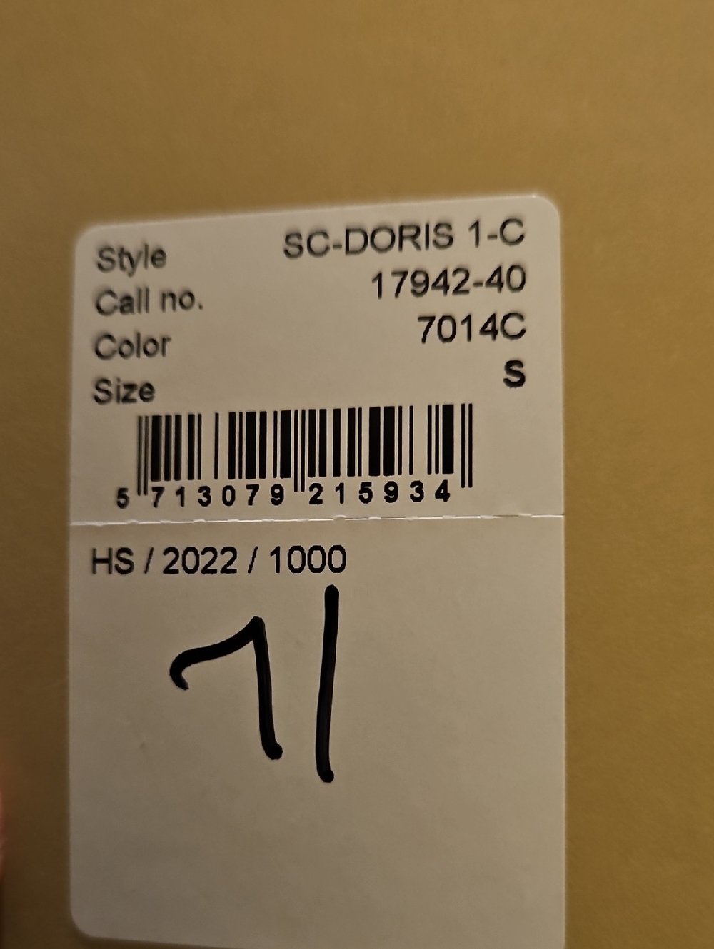 NWT Linen Shorts by SoyaConcepts - Picture 6 of 9
